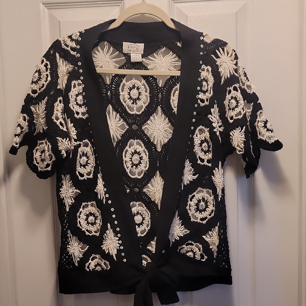 JUST B  Black and White Crocheted Cardigan Tie Front, Sz Large
